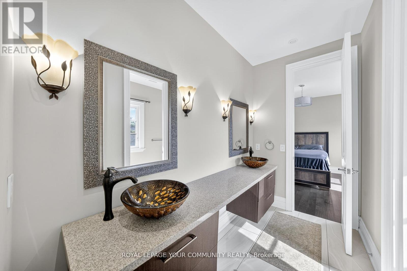 












1 LANCER DRIVE

,
Vaughan,




Ontario
L6A1E4

