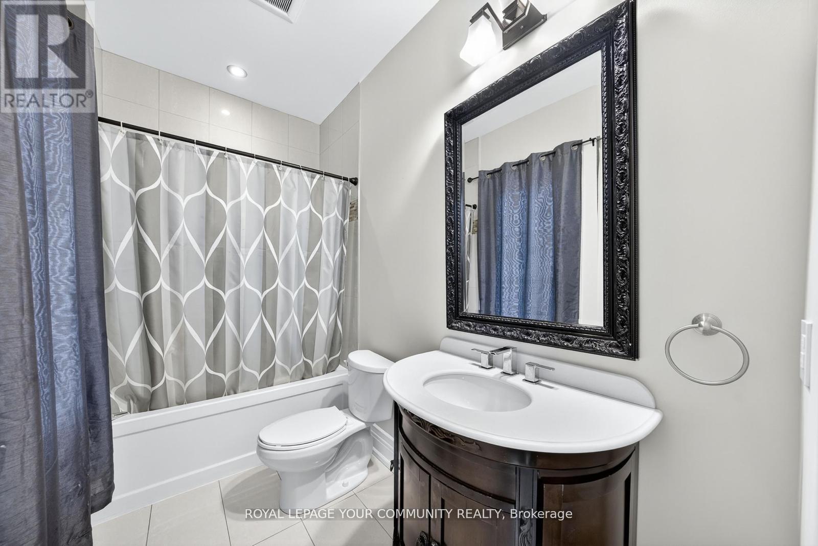 












1 LANCER DRIVE

,
Vaughan,




Ontario
L6A1E4

