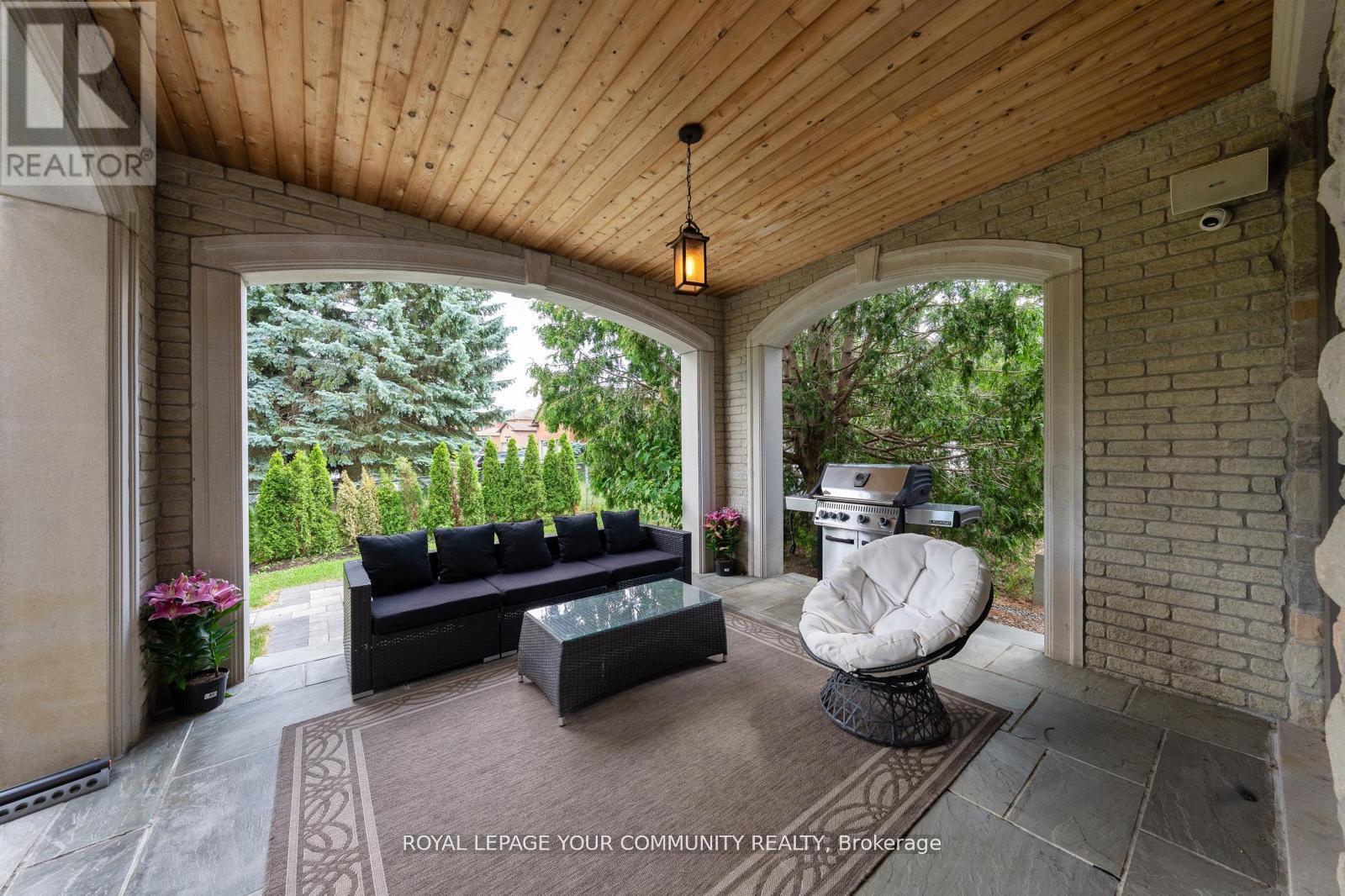 












1 LANCER DRIVE

,
Vaughan,




Ontario
L6A1E4


