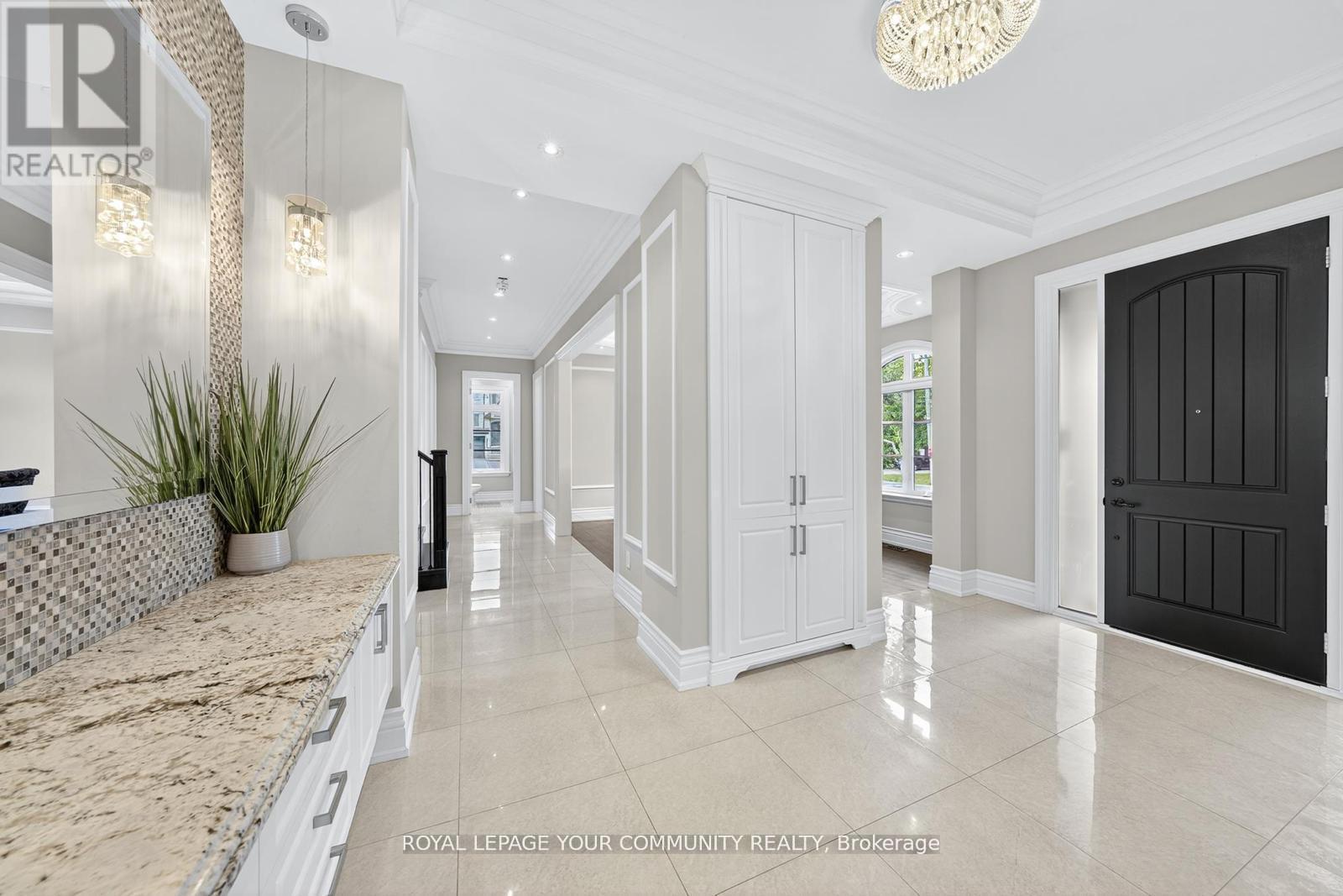 












1 LANCER DRIVE

,
Vaughan,




Ontario
L6A1E4

