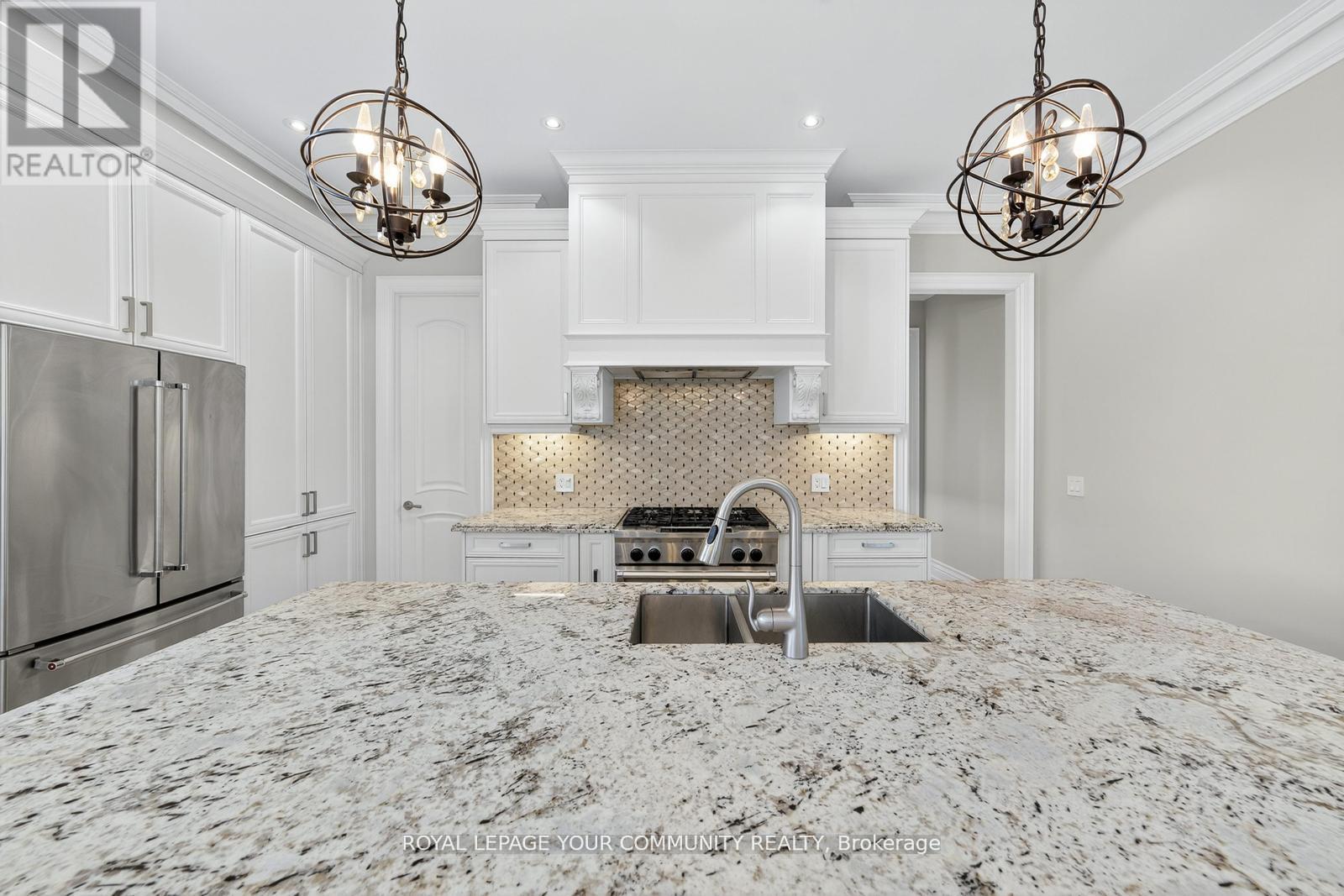 












1 LANCER DRIVE

,
Vaughan,




Ontario
L6A1E4

