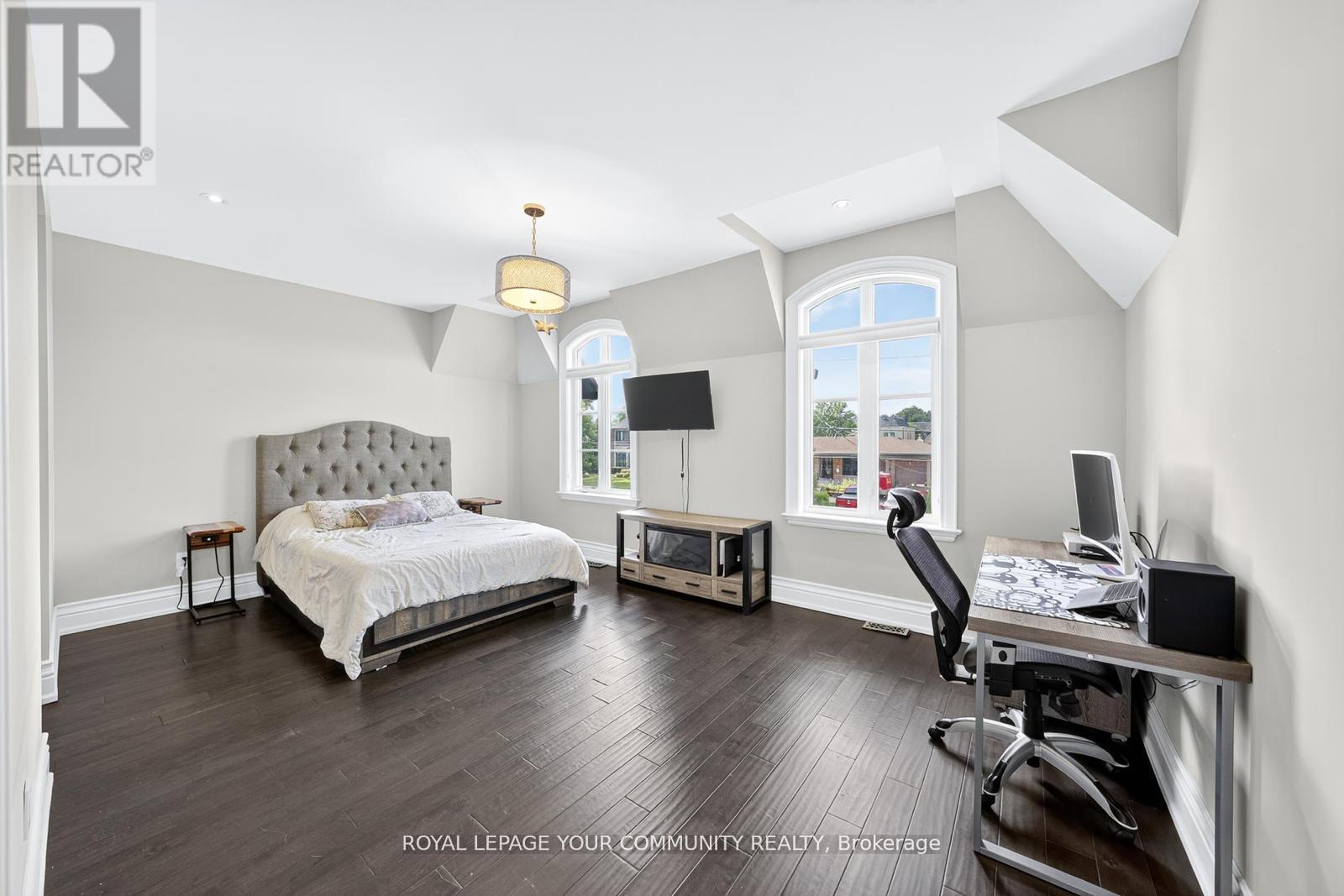 












1 LANCER DRIVE

,
Vaughan,




Ontario
L6A1E4

