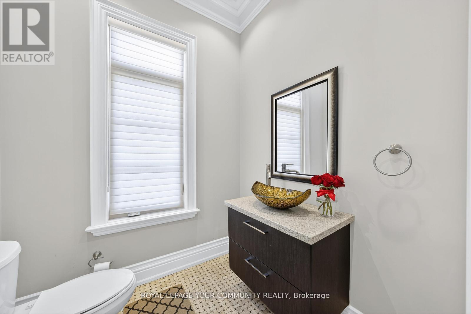 












1 LANCER DRIVE

,
Vaughan,




Ontario
L6A1E4

