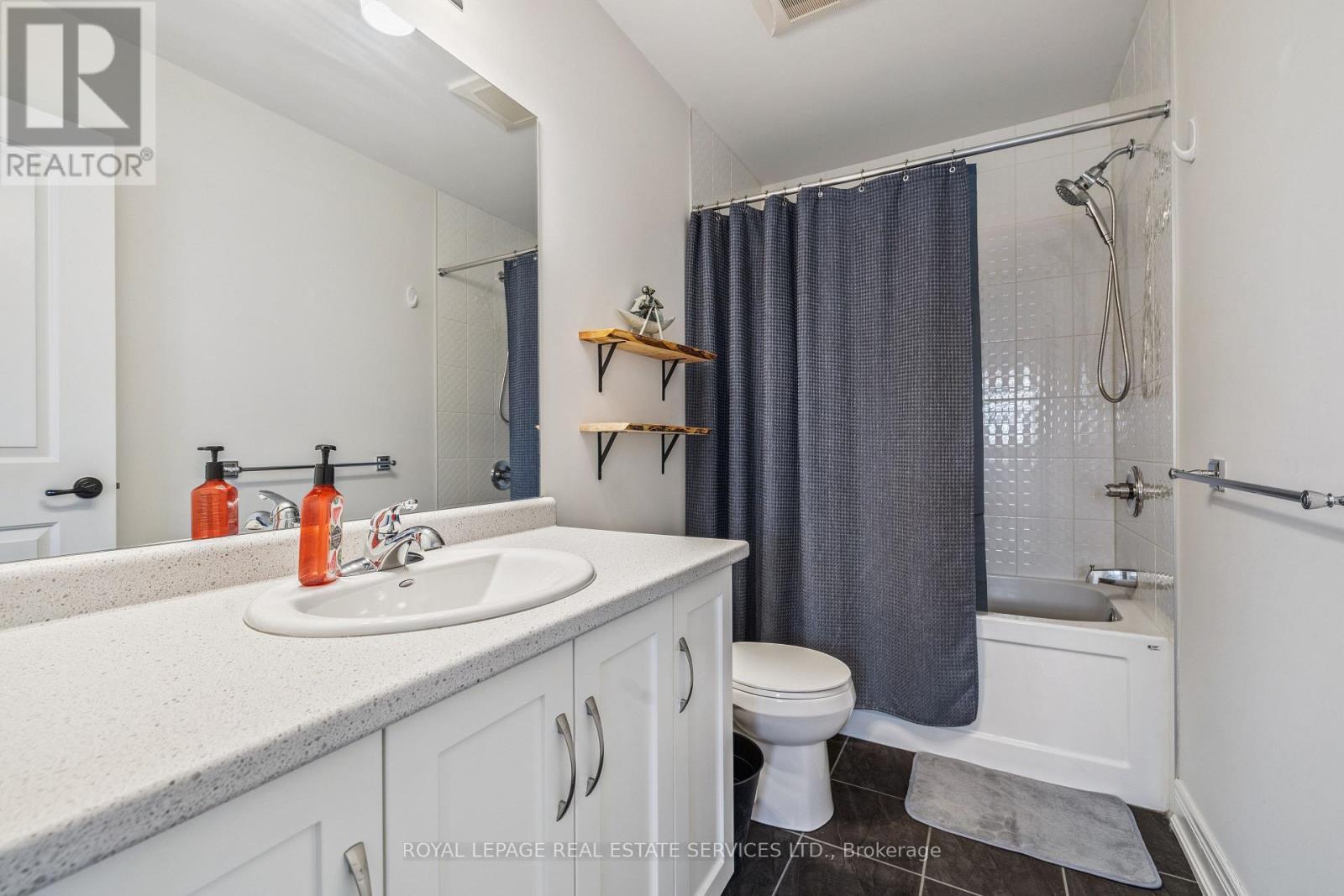 












1 - 92 SEVERINO CIRCLE

,
West Lincoln,




Ontario
L0R2A0

