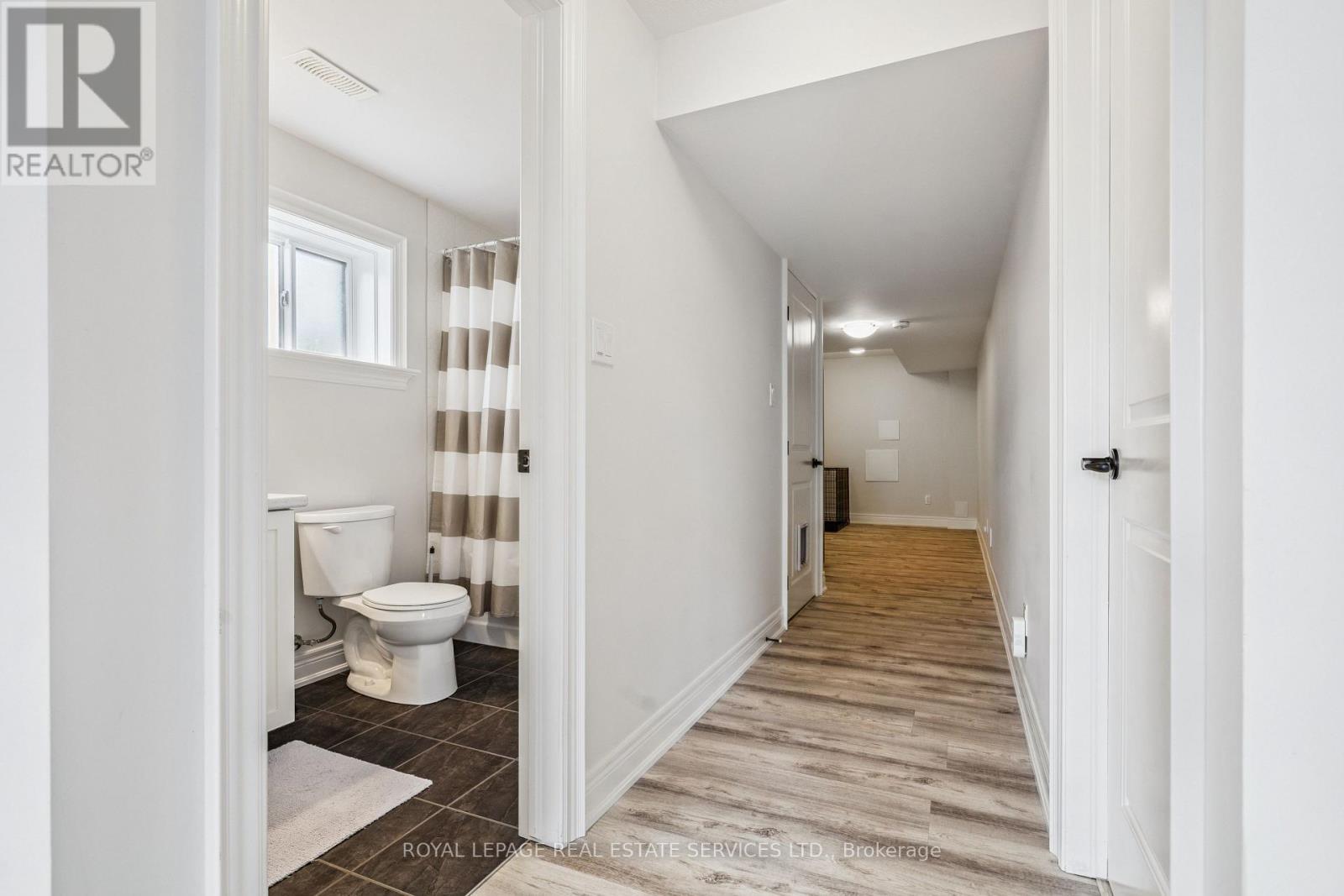 












1 - 92 SEVERINO CIRCLE

,
West Lincoln,




Ontario
L0R2A0

