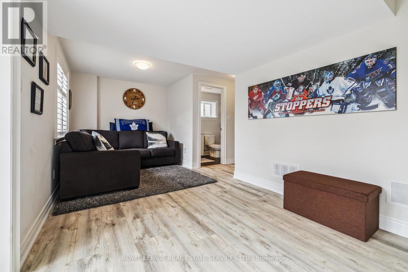 












1 - 92 SEVERINO CIRCLE

,
West Lincoln,




Ontario
L0R2A0


