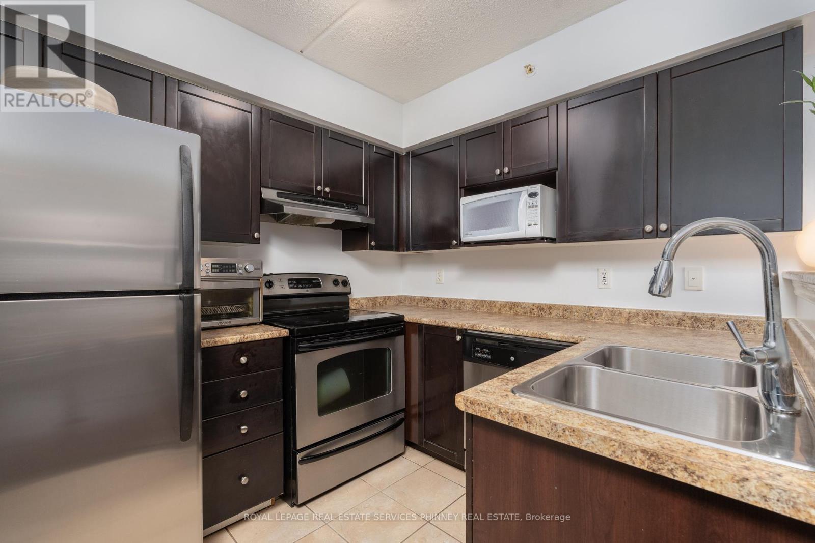 












208 - 1350 MAIN STREET

,
Milton,




Ontario
L9T7S7

