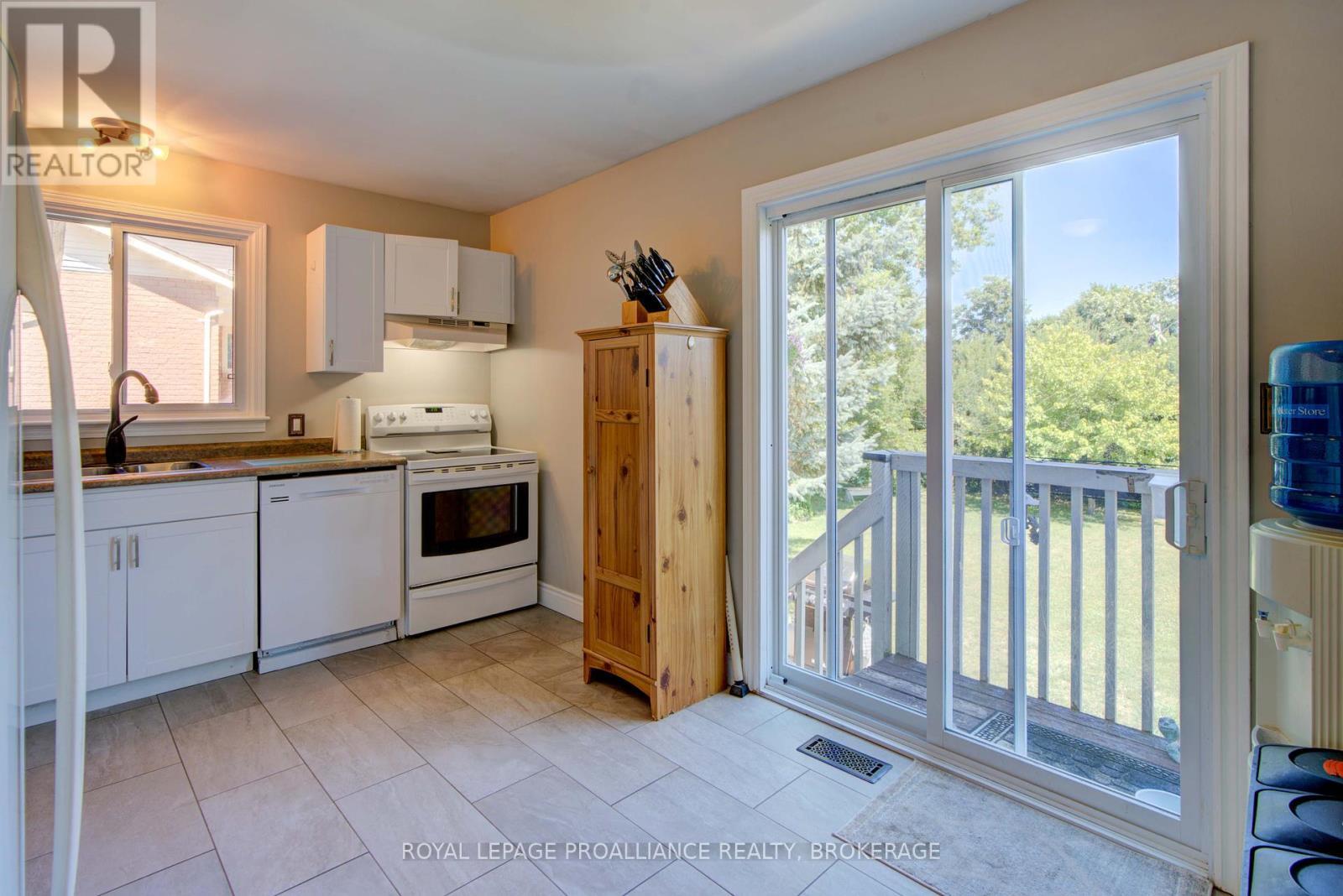 












1078 LOMBARDY STREET

,
Kingston (South of Taylor-Kidd Blvd),




Ontario
K7M8M6

