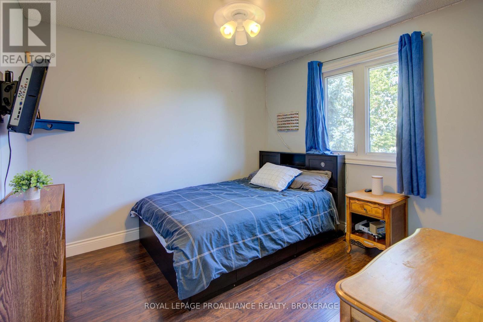












1078 LOMBARDY STREET

,
Kingston (South of Taylor-Kidd Blvd),




Ontario
K7M8M6

