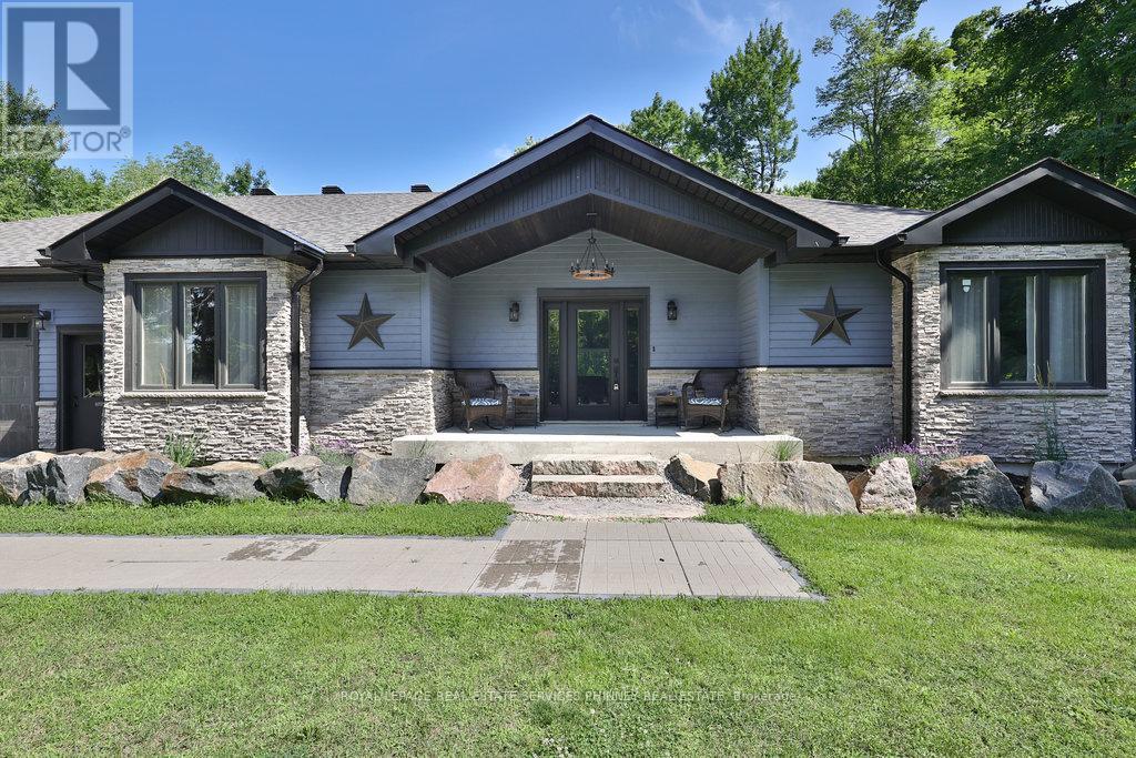 












1068 XAVIER STREET

,
Gravenhurst,




Ontario
P0E1G0

