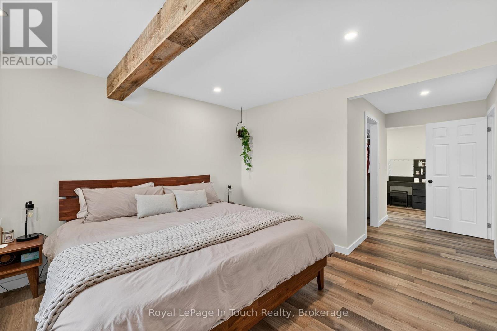 












346 CONCESSION ROAD 13 W

,
Tiny,




Ontario
L0L2J0

