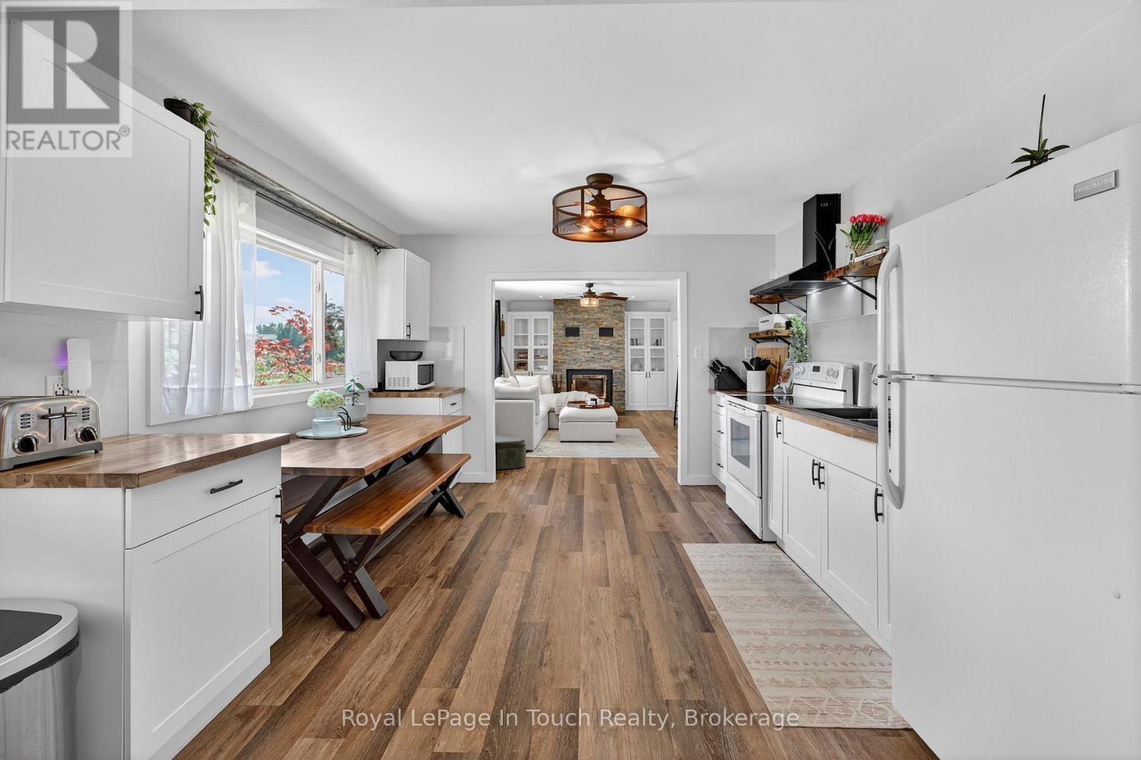 












346 CONCESSION ROAD 13 W

,
Tiny,




Ontario
L0L2J0


