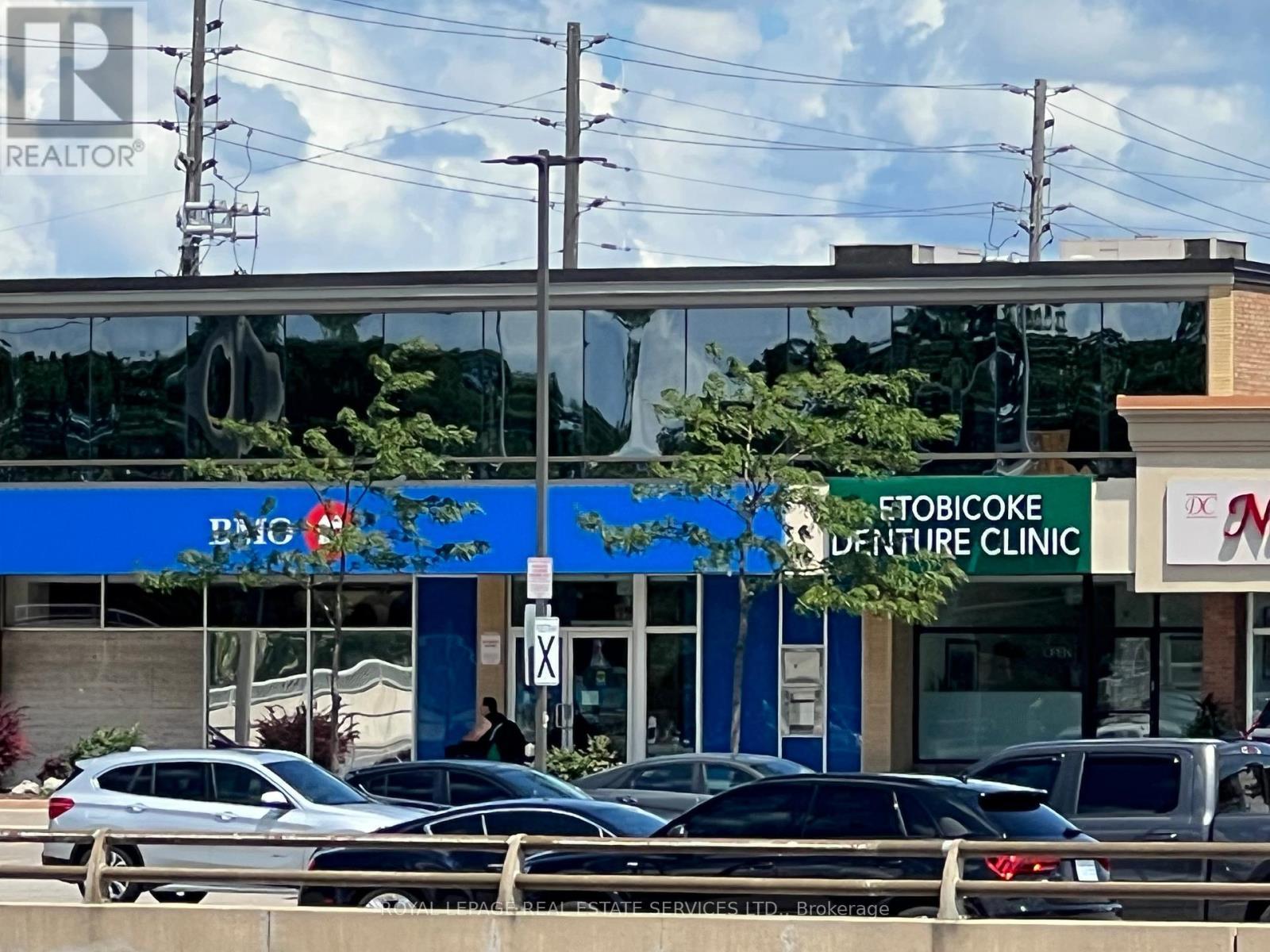 












860 BROWNS LINE

,
Toronto,




Ontario
M8W3W2

