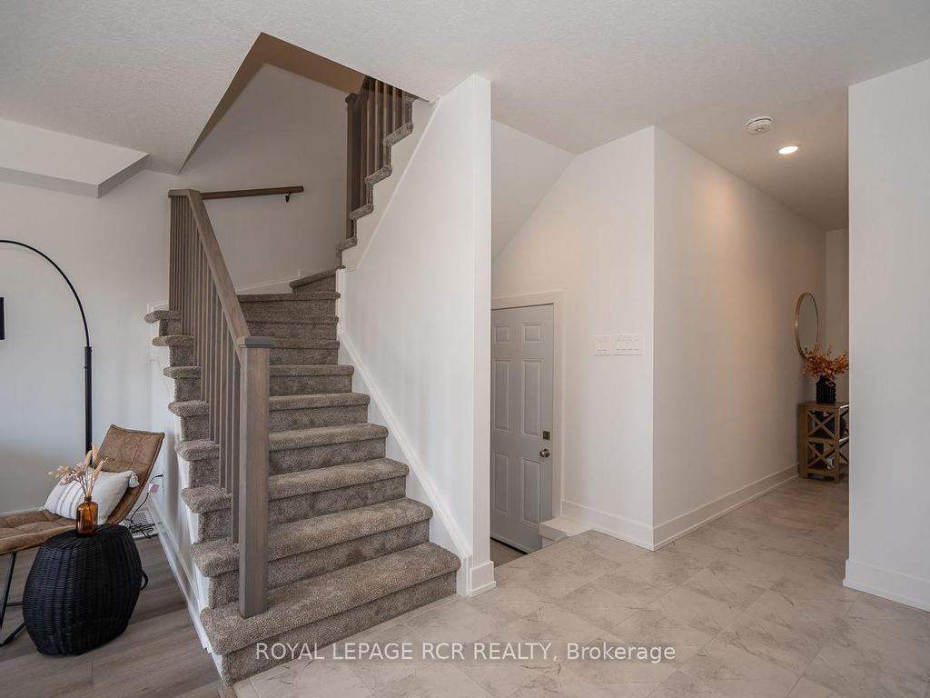 









690


Broadway

Avenue, 19,
Orangeville,




ON
L9W 7T7

