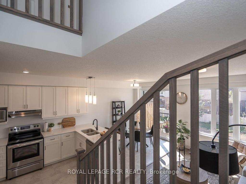 









690


Broadway

Avenue, 19,
Orangeville,




ON
L9W 7T7

