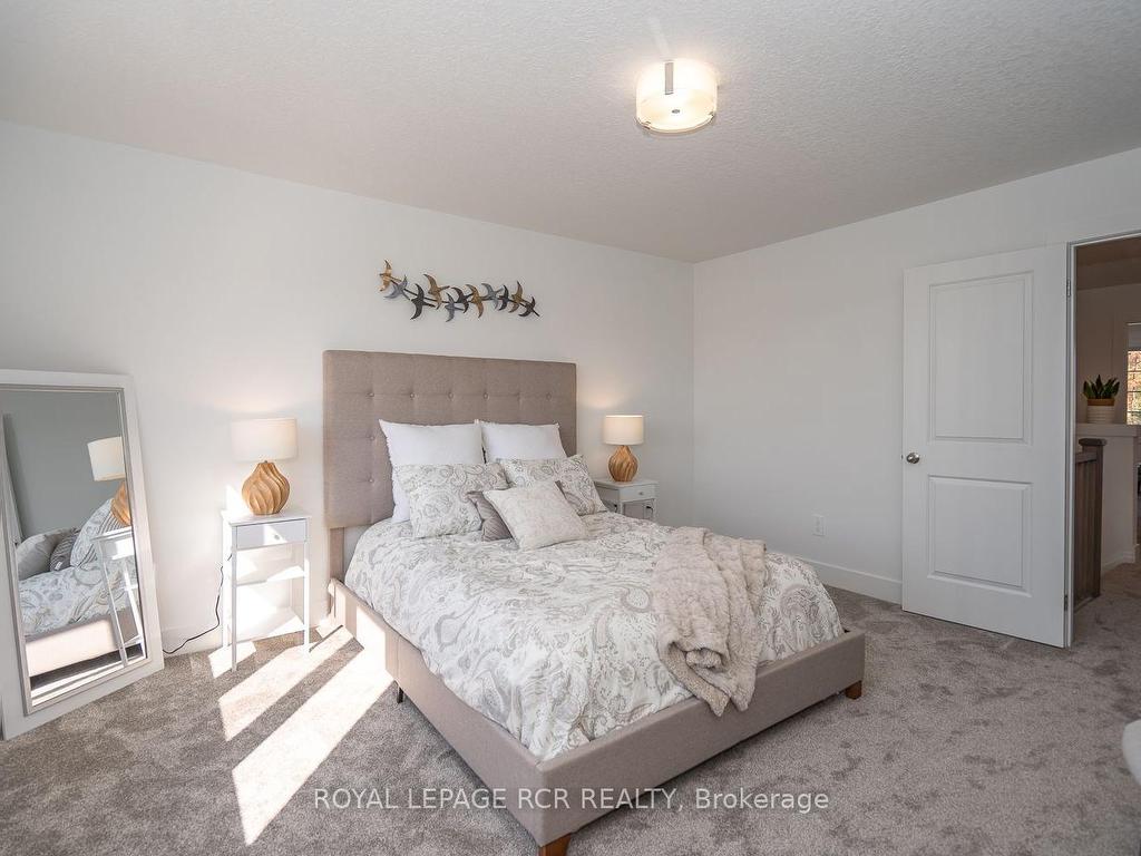 









690


Broadway

Avenue, 19,
Orangeville,




ON
L9W 7T7

