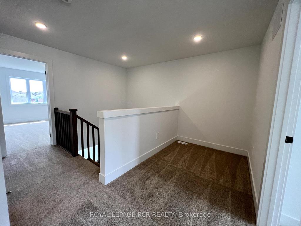 









690


Broadway

Avenue, 19,
Orangeville,




ON
L9W 7T7

