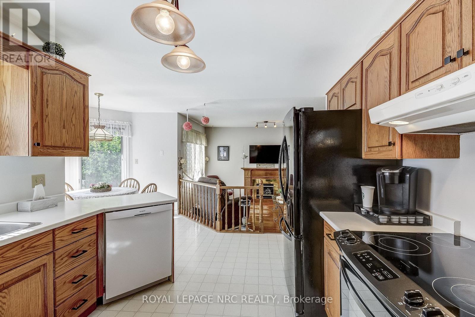












8 HEARTH COURT

,
Niagara-on-the-Lake (Virgil),




Ontario
L0S1J0

