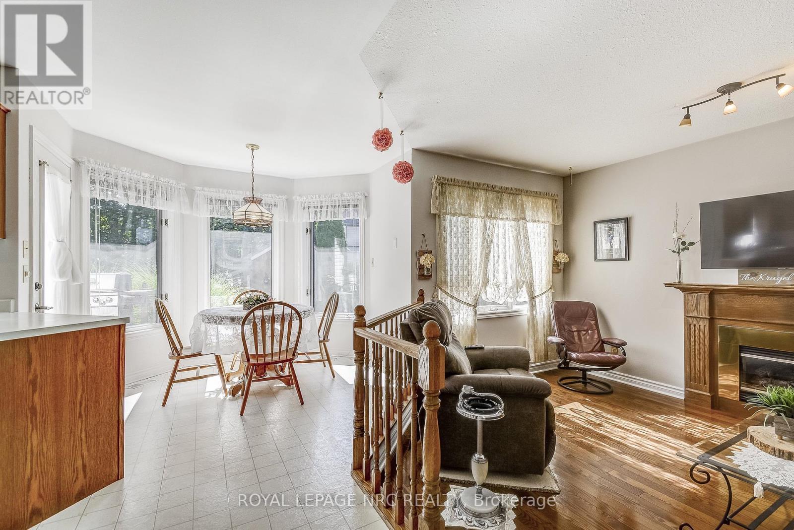 












8 HEARTH COURT

,
Niagara-on-the-Lake (Virgil),




Ontario
L0S1J0

