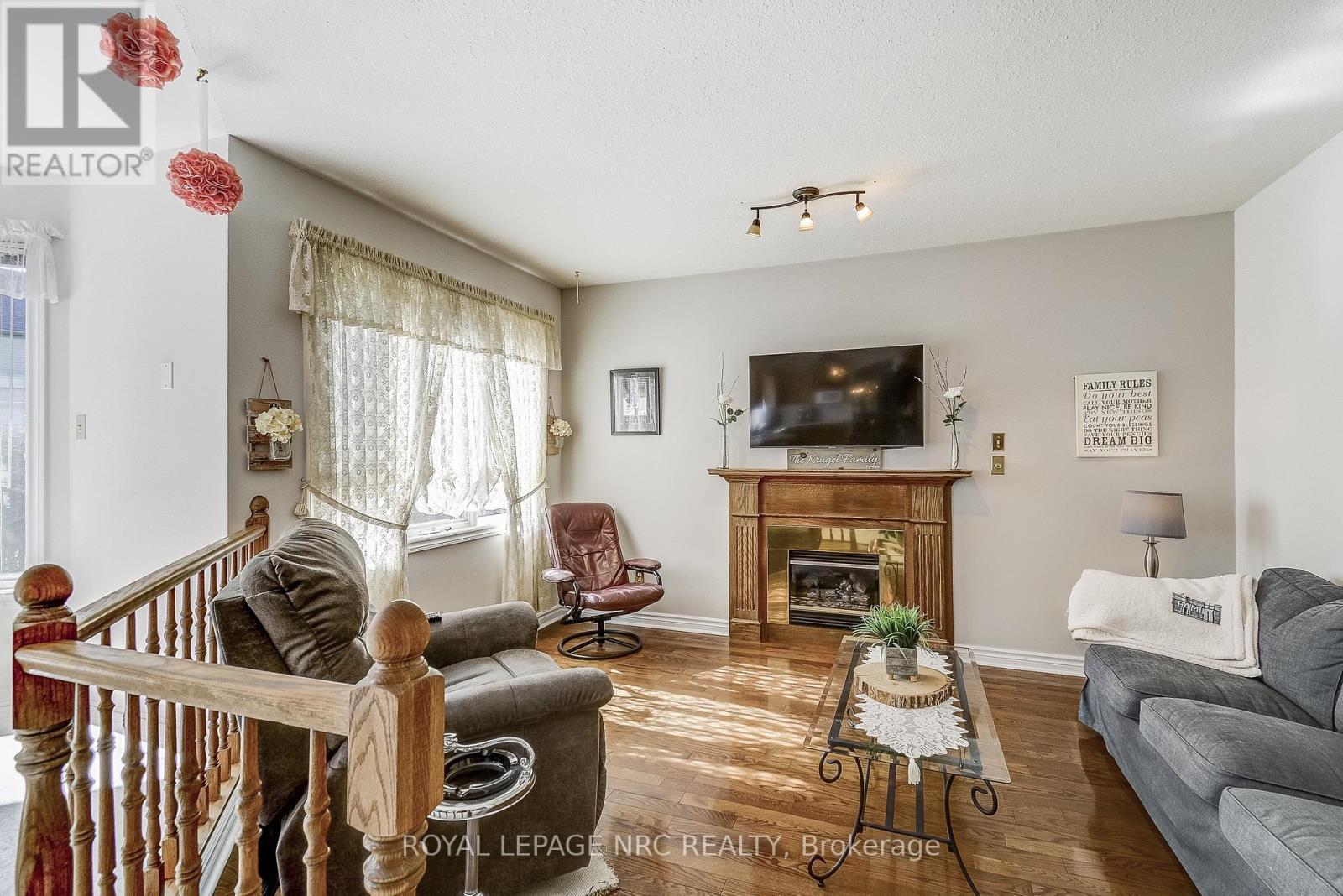 












8 HEARTH COURT

,
Niagara-on-the-Lake (Virgil),




Ontario
L0S1J0


