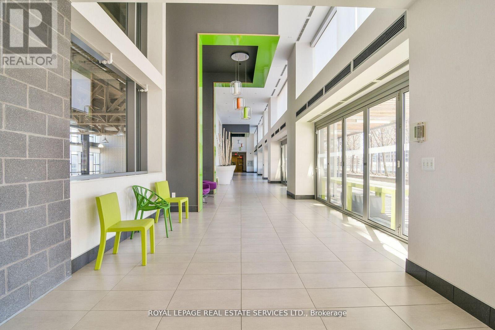 












602 - 360 SQUARE ONE DRIVE

,
Mississauga,




Ontario
L5B0E6

