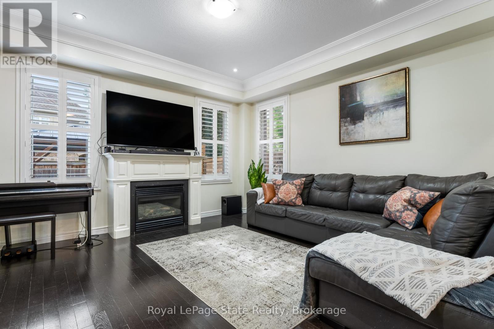 












59 GALILEO DRIVE

,
Hamilton (Lakeshore),




Ontario
L8E0H1

