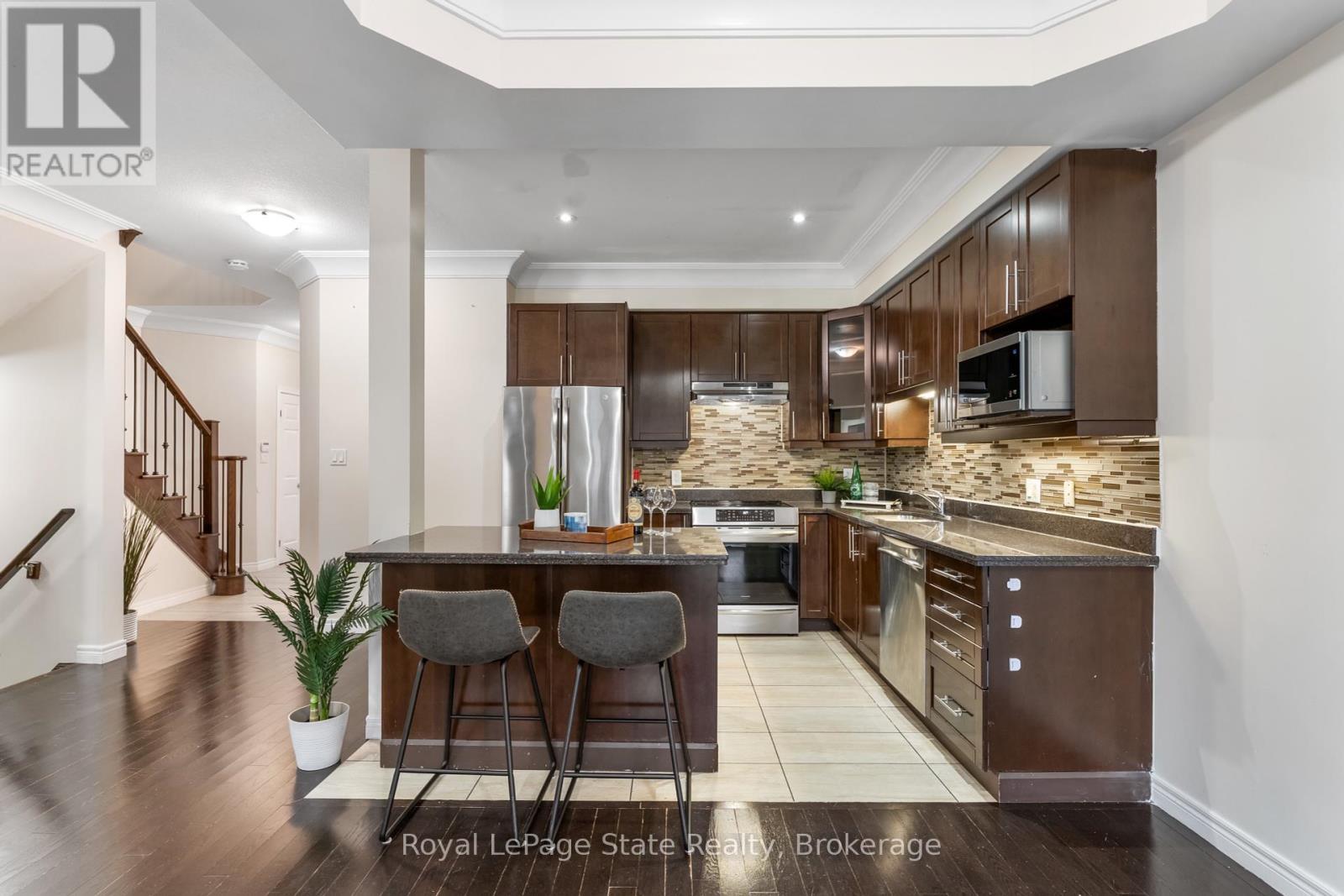 












59 GALILEO DRIVE

,
Hamilton (Lakeshore),




Ontario
L8E0H1

