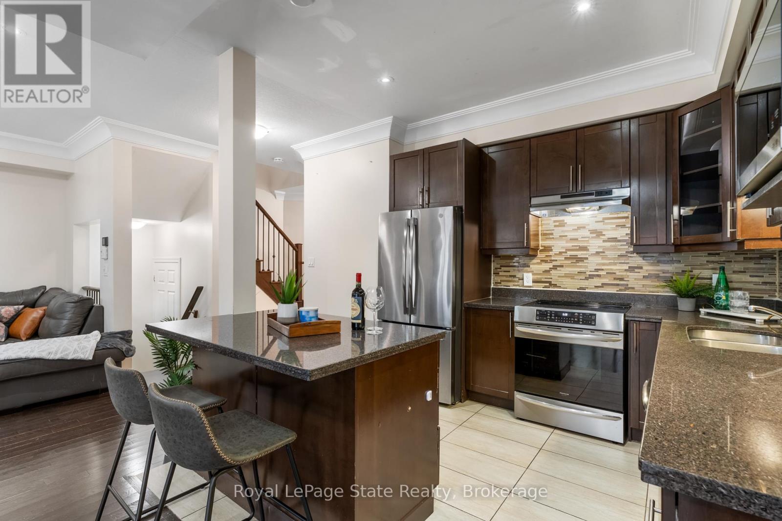 












59 GALILEO DRIVE

,
Hamilton (Lakeshore),




Ontario
L8E0H1

