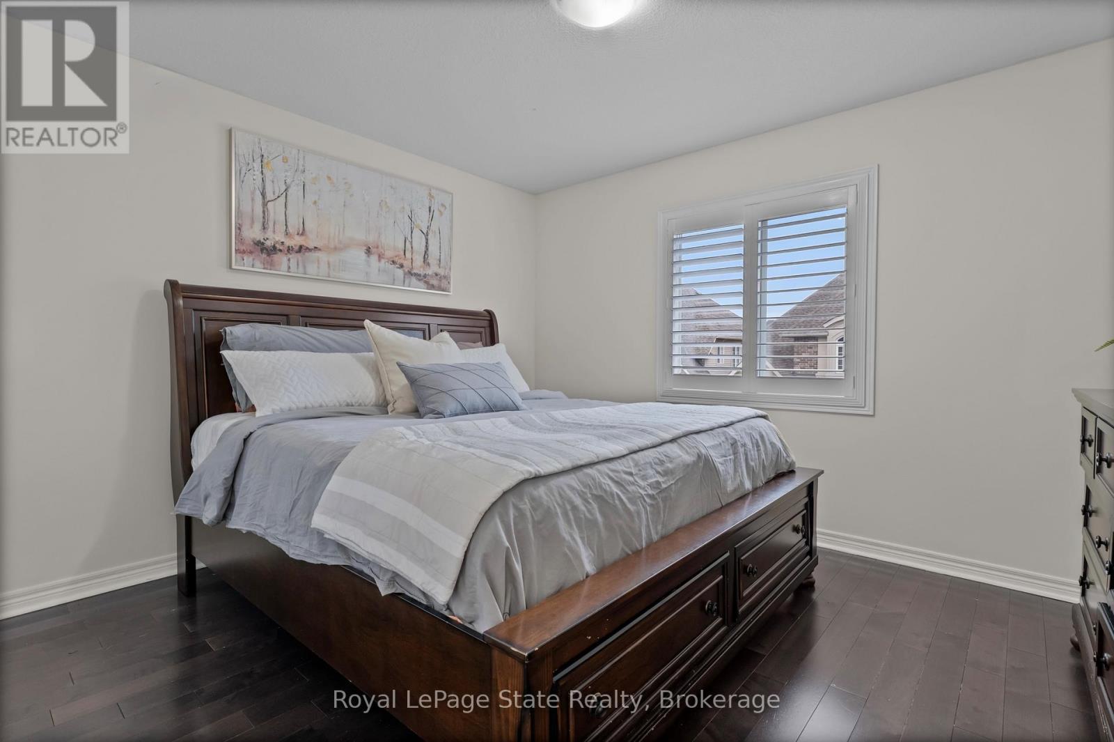












59 GALILEO DRIVE

,
Hamilton (Lakeshore),




Ontario
L8E0H1

