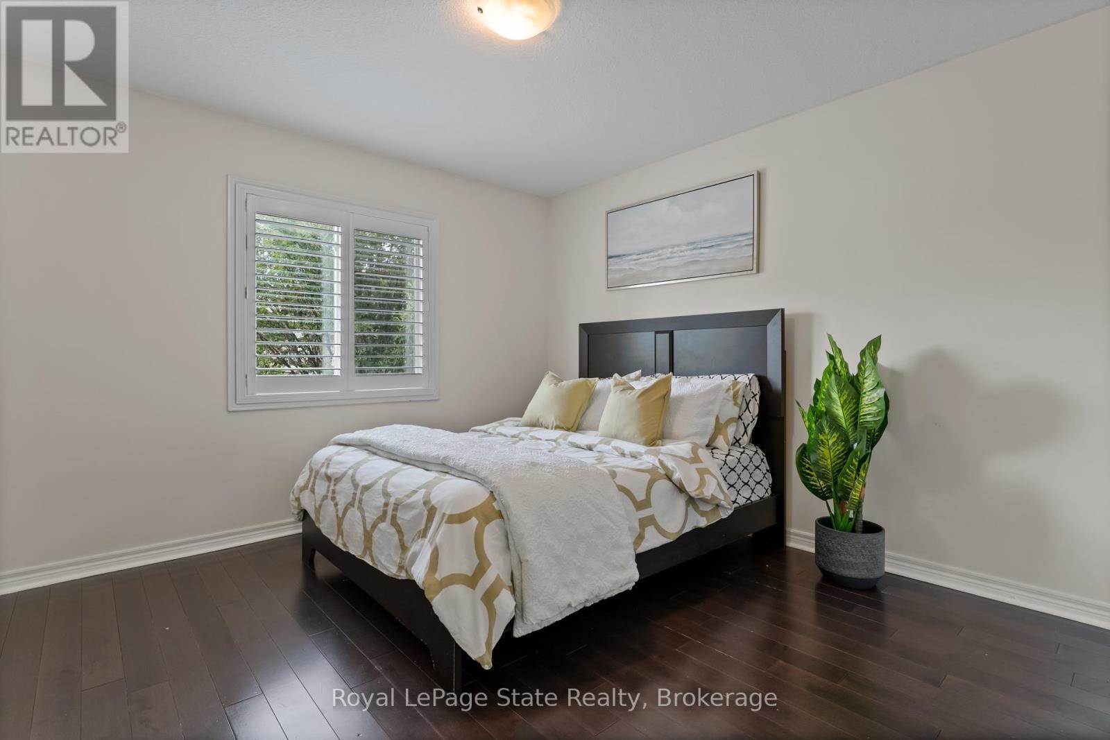 












59 GALILEO DRIVE

,
Hamilton (Lakeshore),




Ontario
L8E0H1

