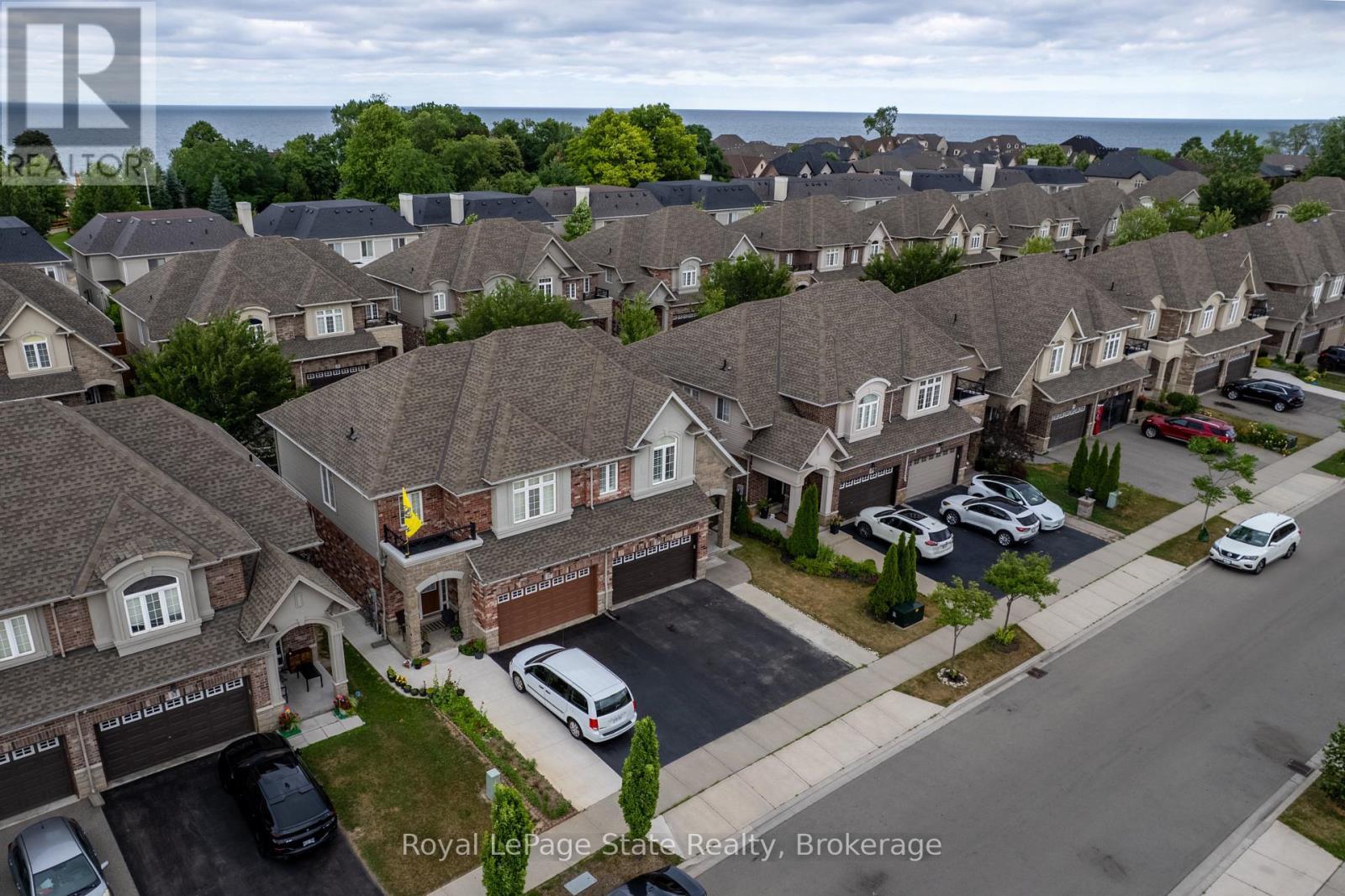 












59 GALILEO DRIVE

,
Hamilton (Lakeshore),




Ontario
L8E0H1


