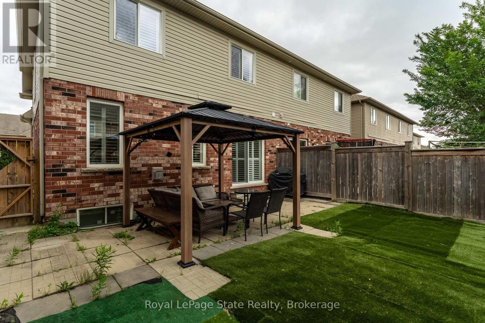 












59 GALILEO DRIVE

,
Hamilton (Lakeshore),




Ontario
L8E0H1

