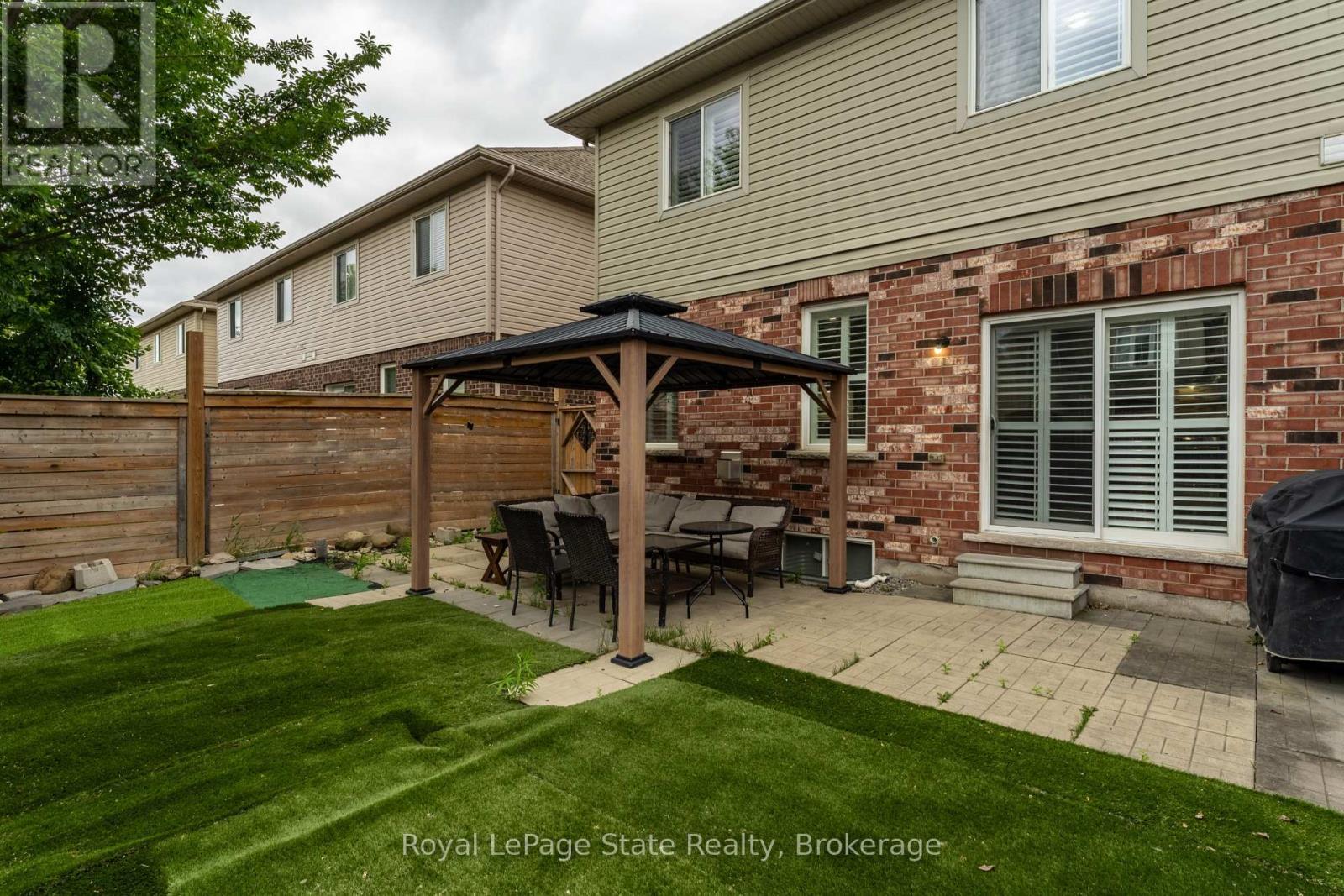 












59 GALILEO DRIVE

,
Hamilton (Lakeshore),




Ontario
L8E0H1

