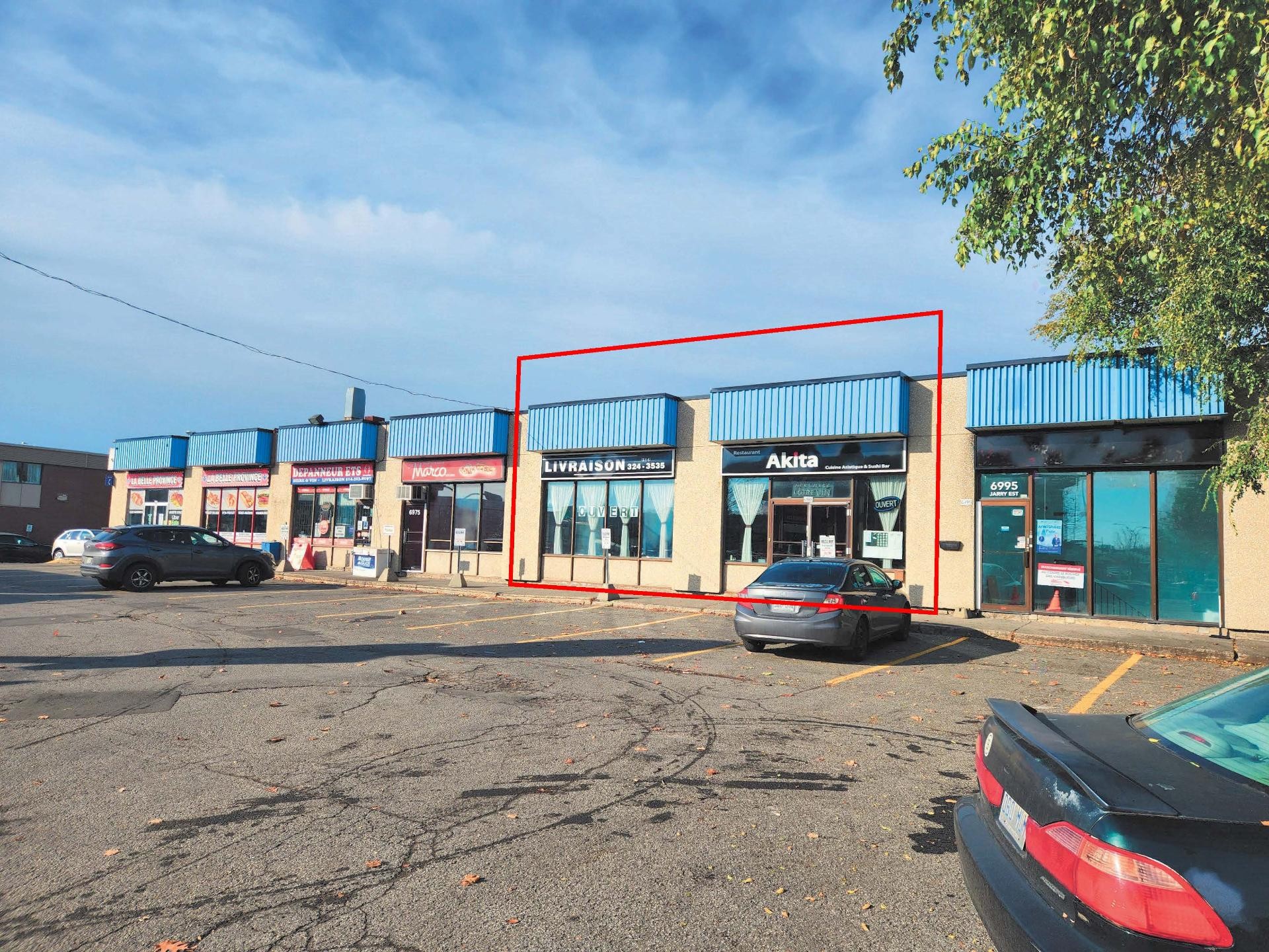 









6985


Rue Jarry E.

,
Montréal (Saint-Léonard),




QC
H1P3B5

