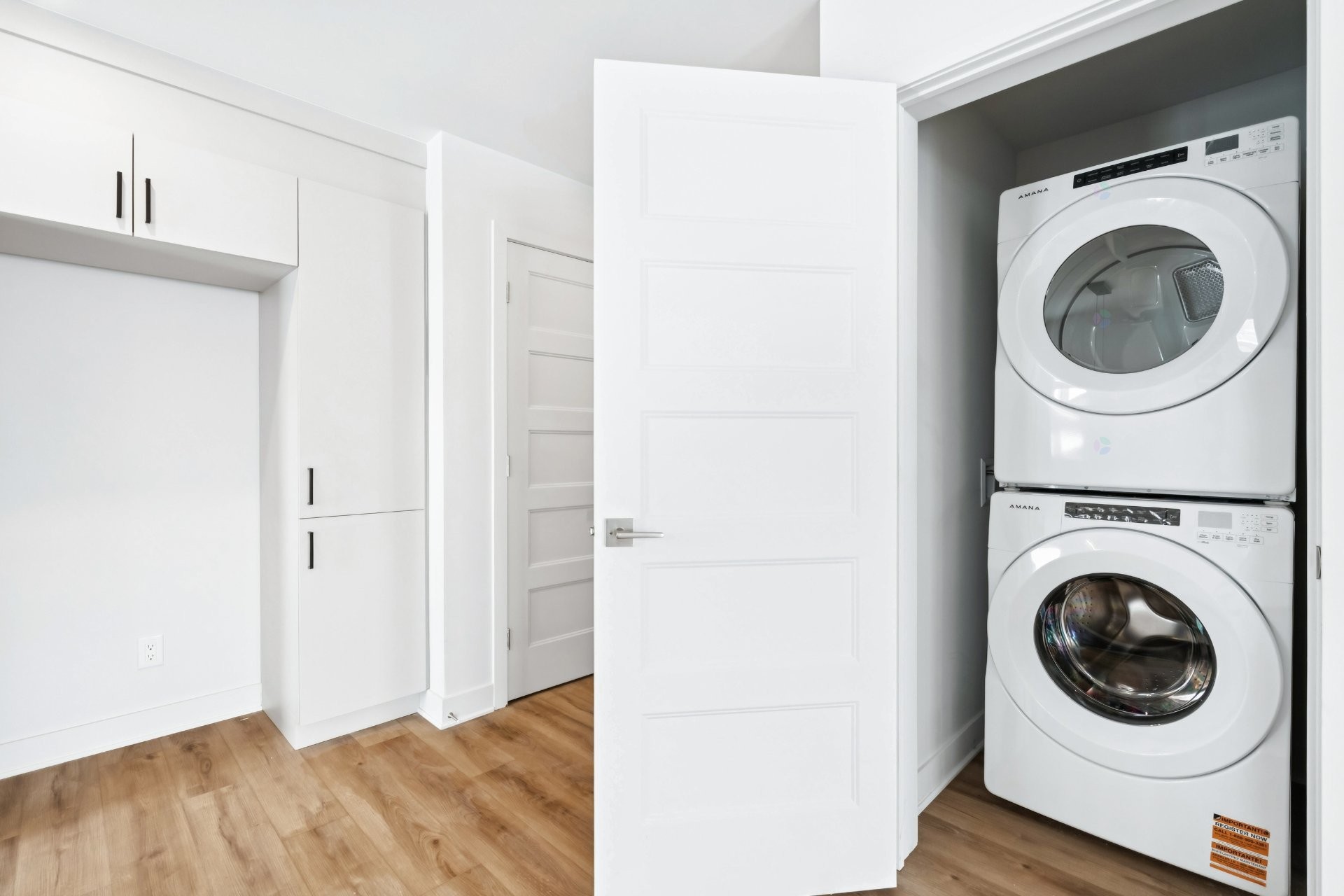 









101


Rue Salaberry

, 301,
Salaberry-de-Valleyfield,




QC
J6T2H5

