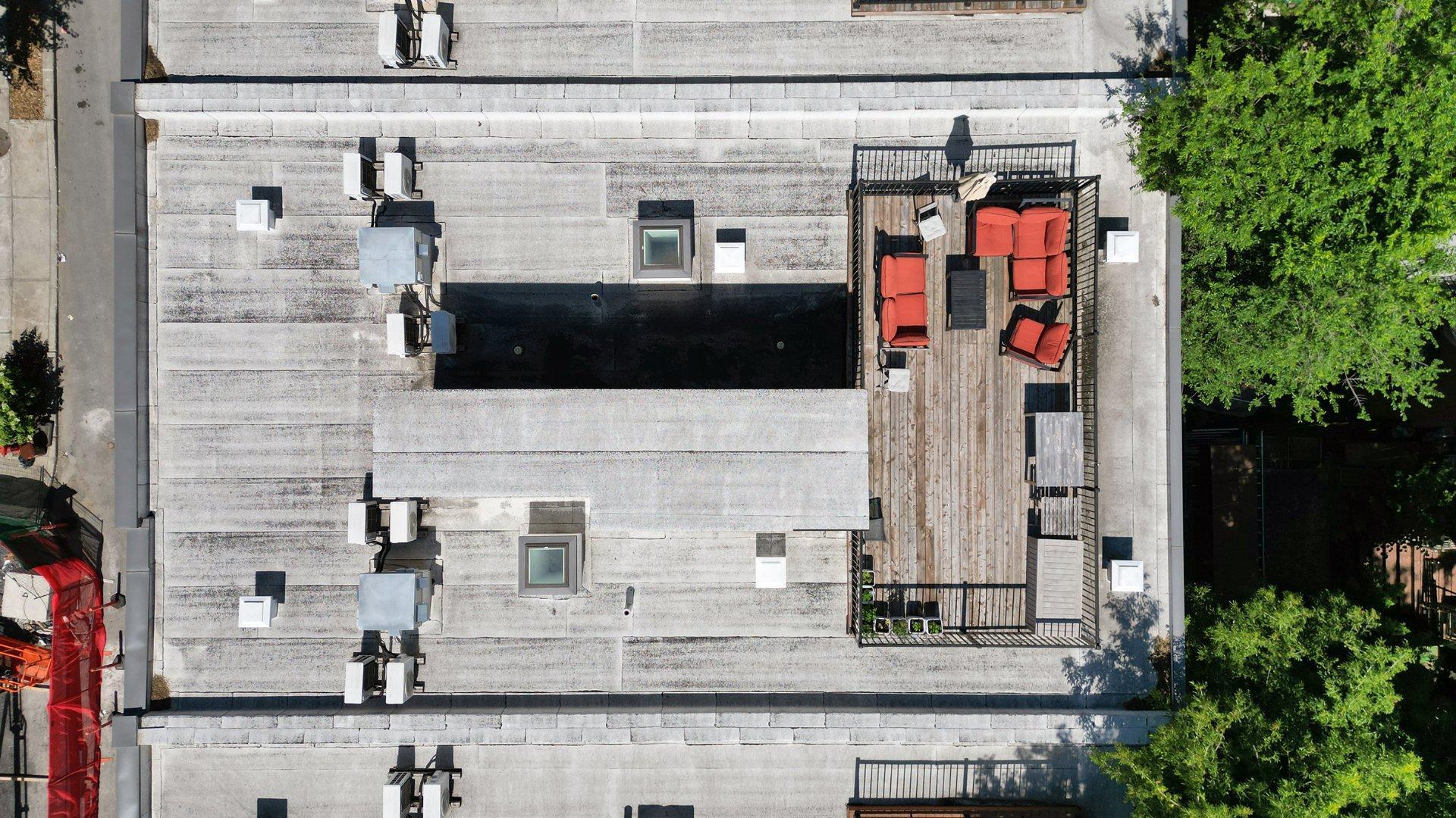 









3551


Rue St-Dominique

, 302,
Montréal (Le Plateau-Mont-Royal),




QC
H2X2X5

