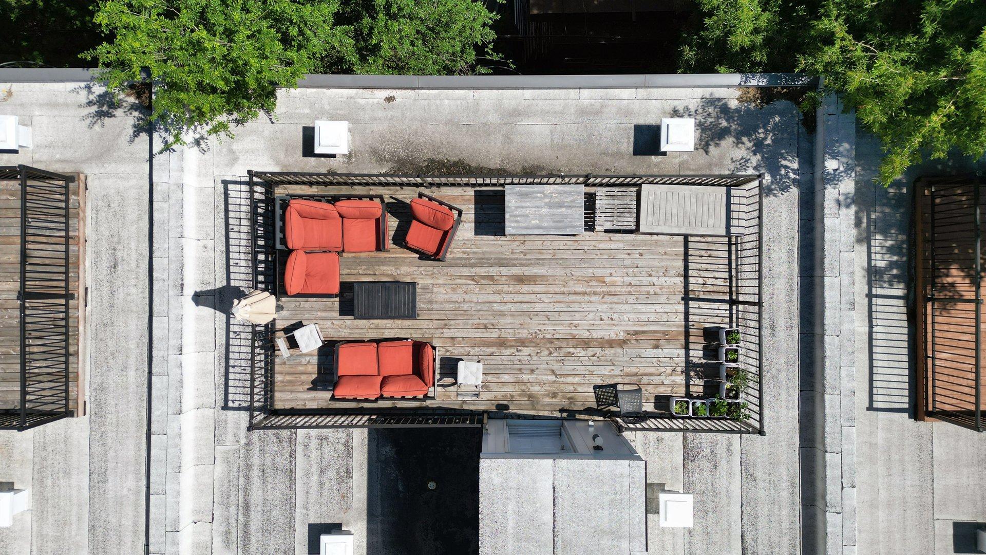 









3551


Rue St-Dominique

, 302,
Montréal (Le Plateau-Mont-Royal),




QC
H2X2X5

