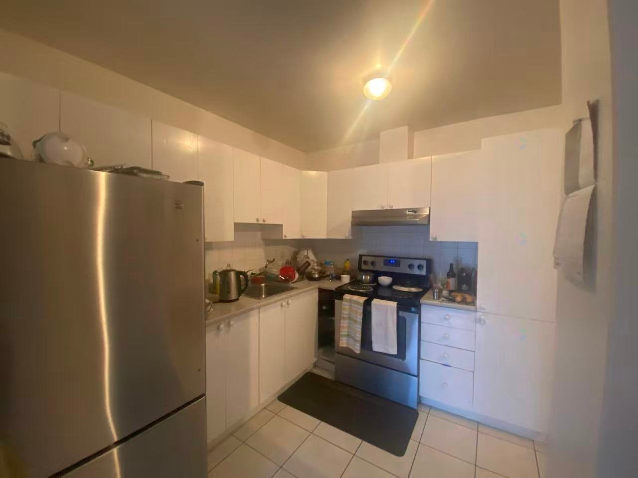 









7401


Av. Papineau

,
Montréal (Villeray/Saint-Michel/Parc-Extension),




QC
H2E2G9

