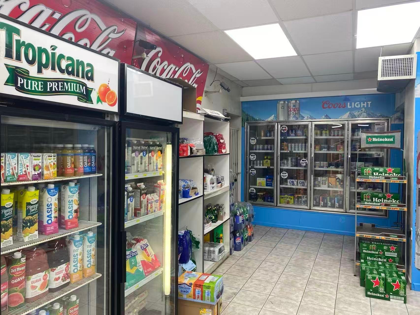 









7401


Av. Papineau

,
Montréal (Villeray/Saint-Michel/Parc-Extension),




QC
H2E2G9

