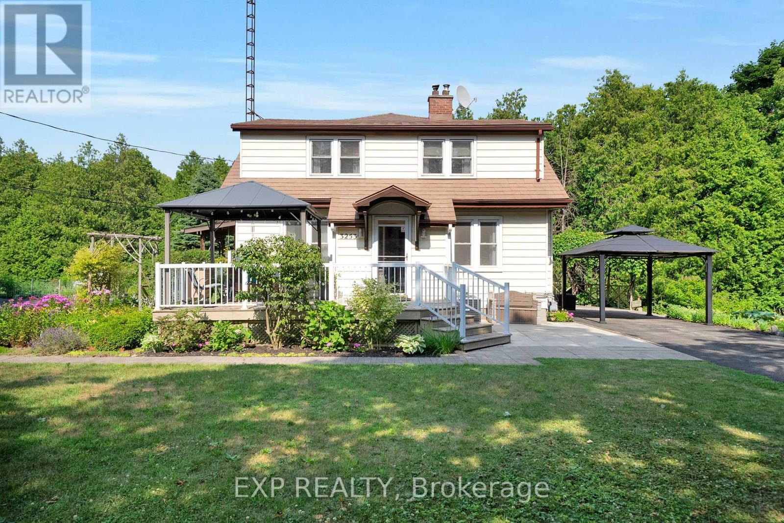 












3253 TOOLEY ROAD

,
Clarington (Courtice),




Ontario
L1E2K7

