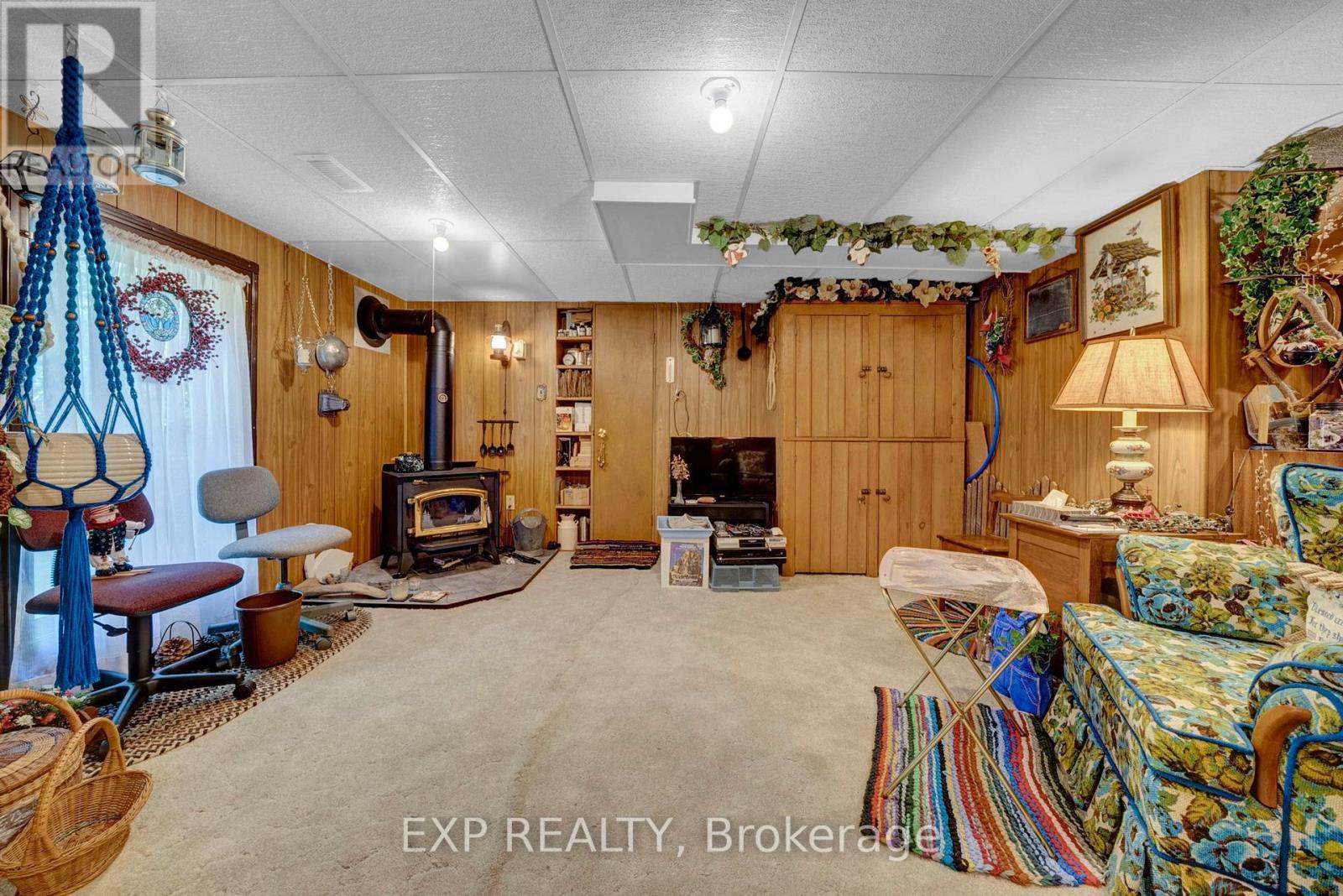 












3253 TOOLEY ROAD

,
Clarington (Courtice),




Ontario
L1E2K7

