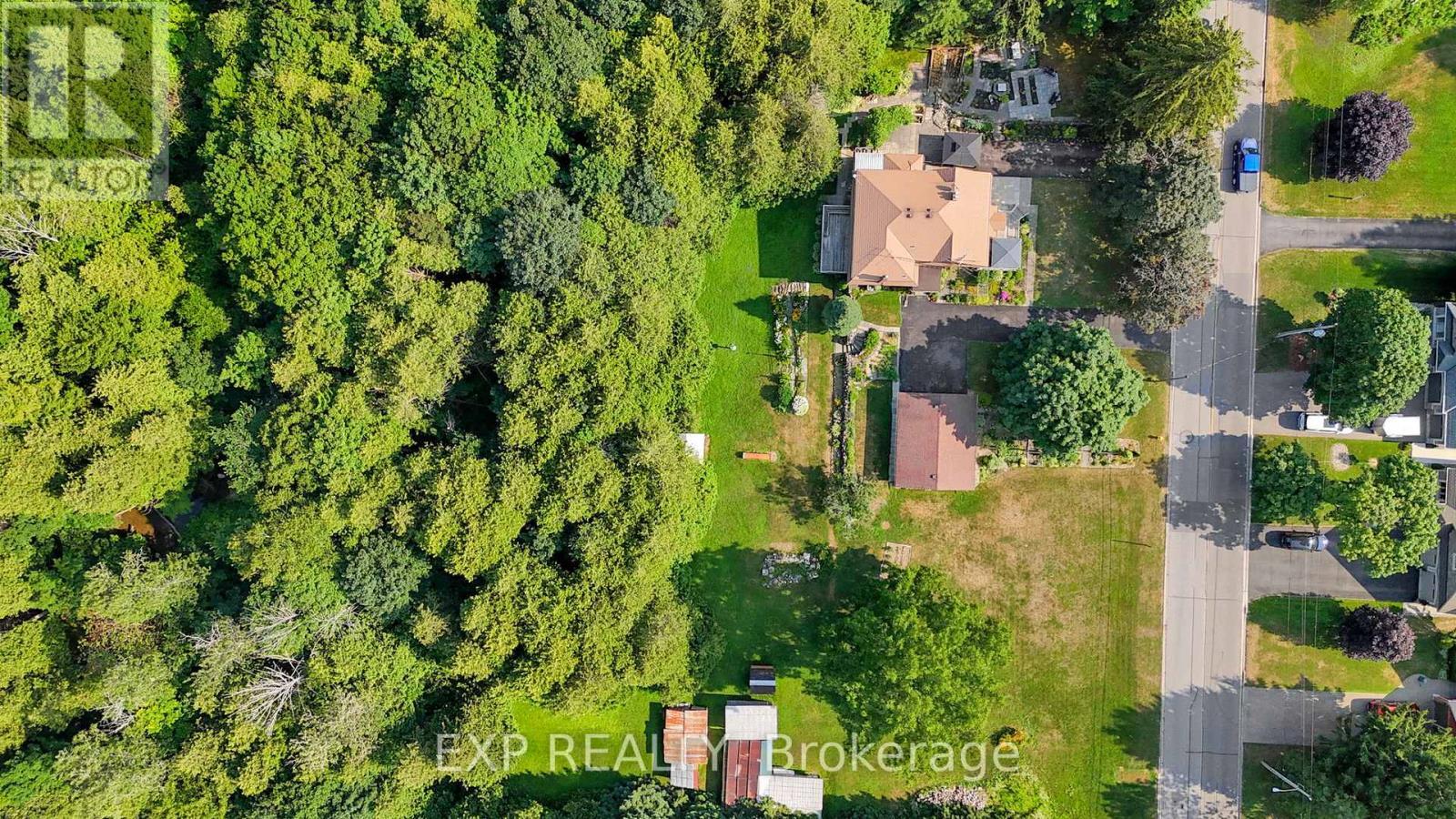 












3253 TOOLEY ROAD

,
Clarington (Courtice),




Ontario
L1E2K7

