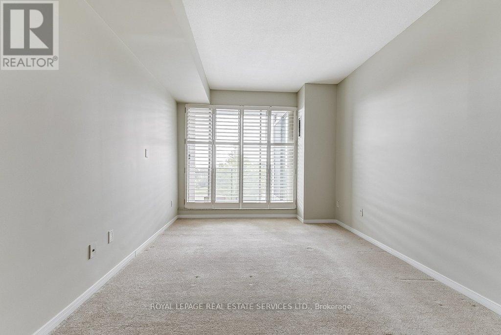 












415 - 2511 LAKESHORE ROAD W

,
Oakville,




Ontario
L6L6L9

