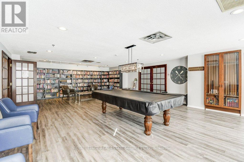 












415 - 2511 LAKESHORE ROAD W

,
Oakville,




Ontario
L6L6L9

