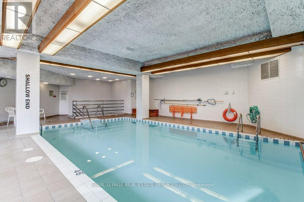 












415 - 2511 LAKESHORE ROAD W

,
Oakville,




Ontario
L6L6L9

