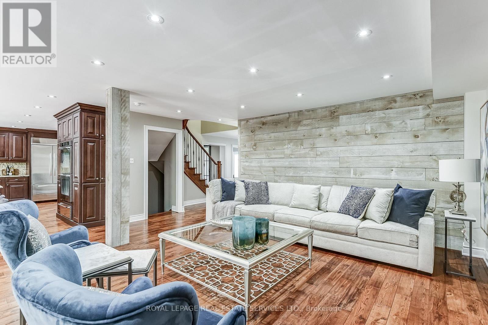 












2783 DUNCAIRN DRIVE

,
Mississauga,




Ontario
L5M5C6

