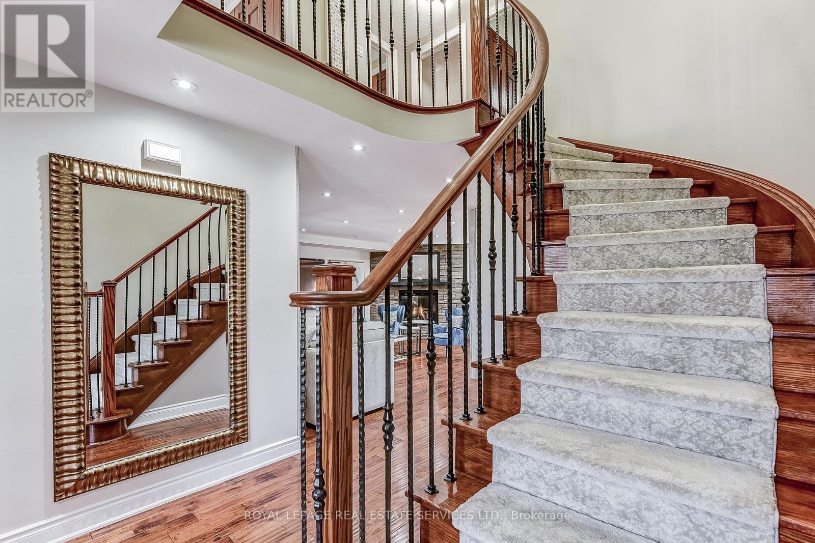 












2783 DUNCAIRN DRIVE

,
Mississauga,




Ontario
L5M5C6

