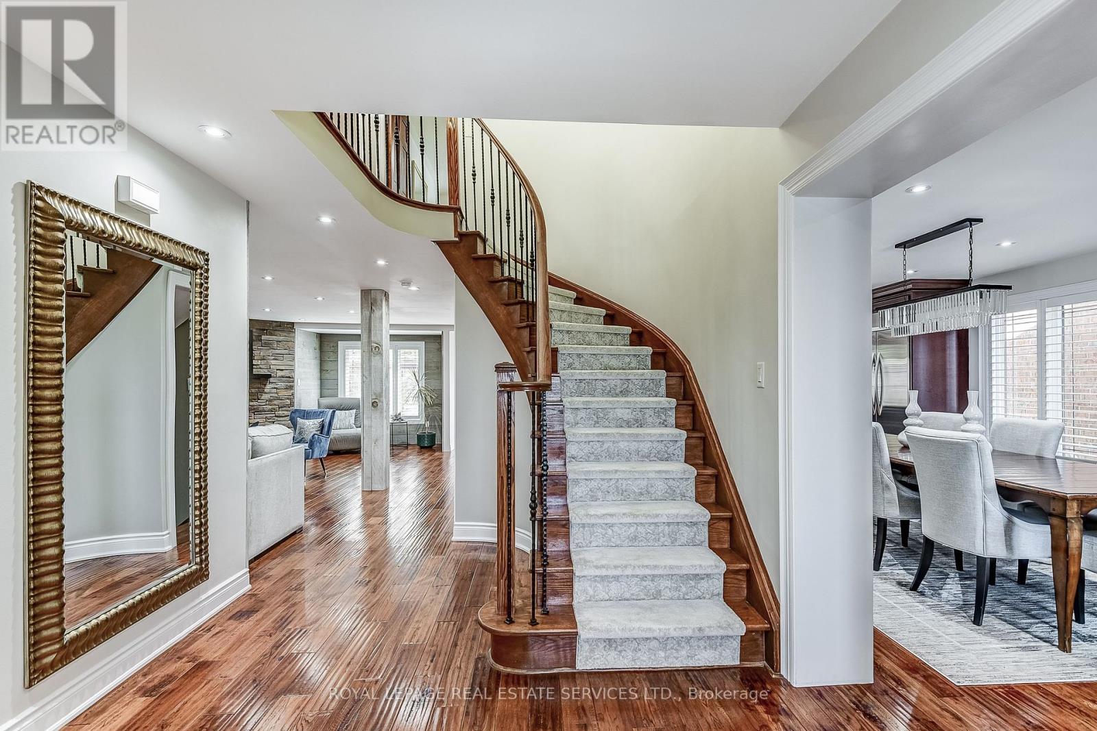 












2783 DUNCAIRN DRIVE

,
Mississauga,




Ontario
L5M5C6

