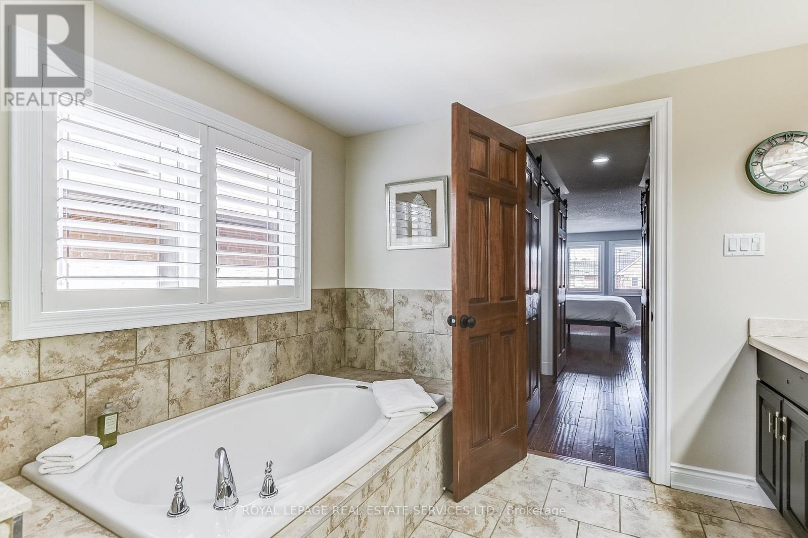 












2783 DUNCAIRN DRIVE

,
Mississauga,




Ontario
L5M5C6

