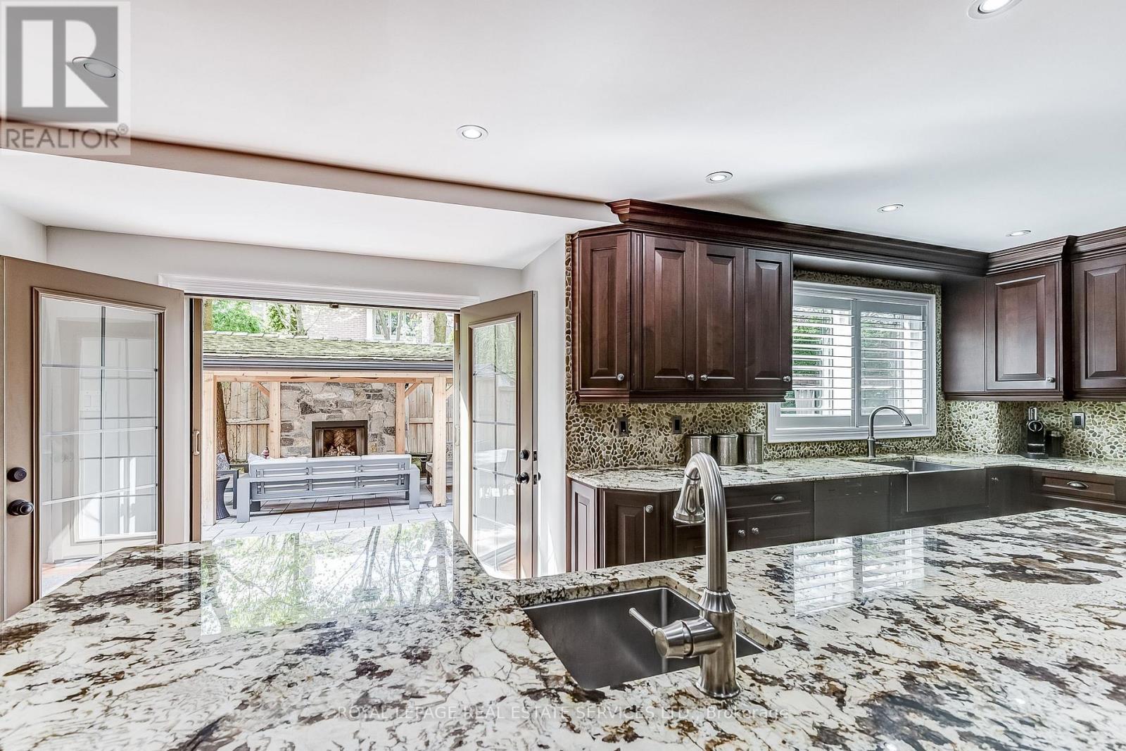 












2783 DUNCAIRN DRIVE

,
Mississauga,




Ontario
L5M5C6

